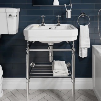 <strong>Burlington</strong>  Servant Edwardian 56 cm Hvit med Kromstativ & Håndkleholder