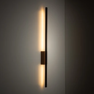 Vegglampe <strong>Vertikal</strong>  Valnøtt Matt 78 cm