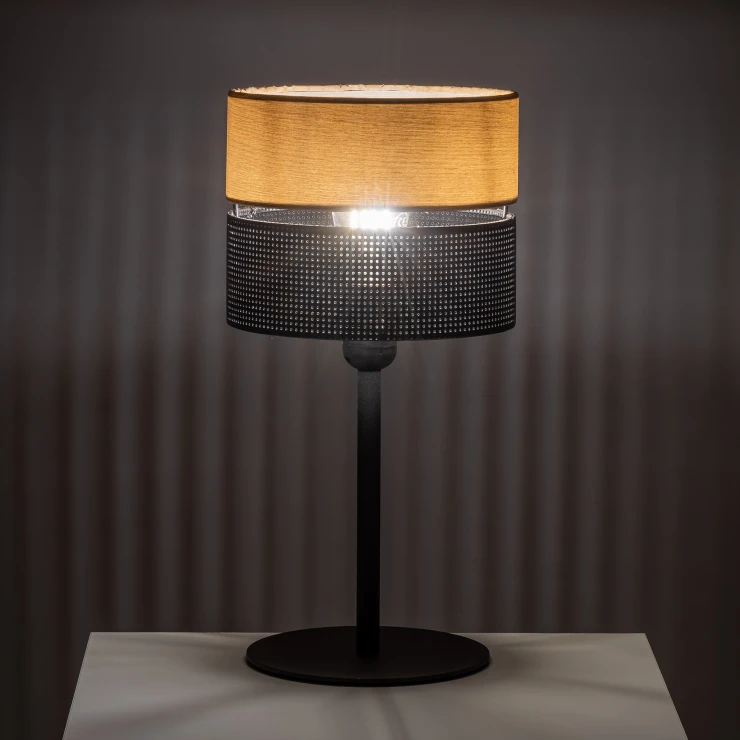 Bordlampe Nira Svart, Eik Matt