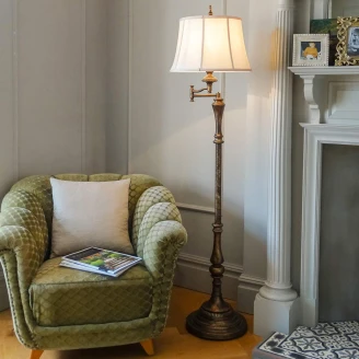 Feiss Gulvlampe <strong>Gibson</strong>  Bronse, Beige