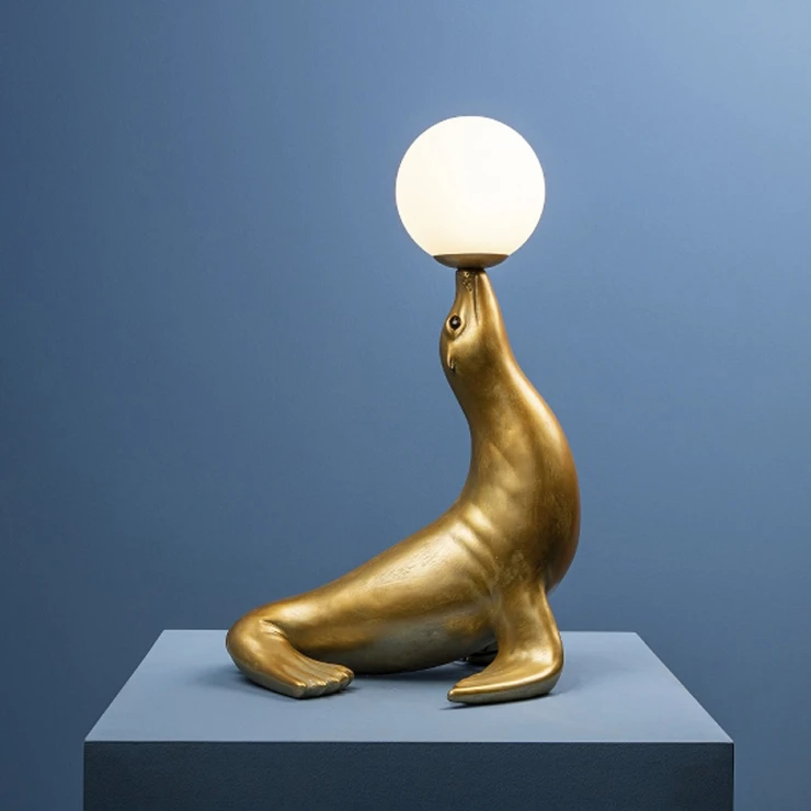 Werner Voss Bordlampe Robbie Gull, Hvit Blank
