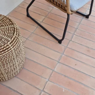 Alteret Håndlaget Gulvflis <strong>Natural Terracotta</strong>  10x40 cm