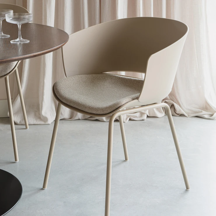 Stol Jiro Beige