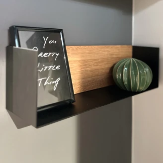 Hylle <strong>Norrvi</strong>  60 cm Svart & Tre Light Oak Matt