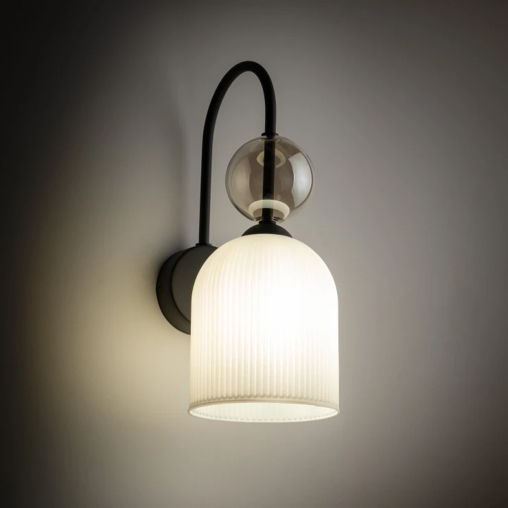 Vegglampe Elios Hvit Matt