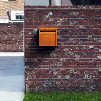 Veggmontert Postkasse <strong>Averon</strong>  Cortenstål