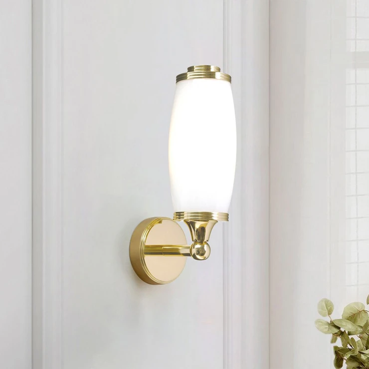 Elstead Vegglampe Eliot Messing