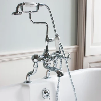 <strong>Burlington</strong>  Däckmonterad Badekarsblandare Claremont Krom