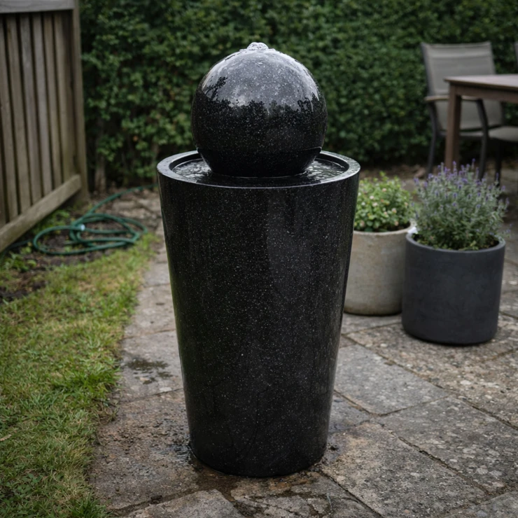 Fontene Rainford Sort 40x40x85 cm