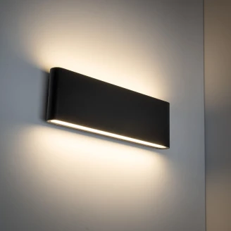 Utendørs Vegglampe L <strong>Sundby</strong>  Svart Matt