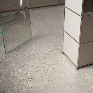 Sant’Agostino Gulvflis <strong>Gravel</strong>  Large Grey Sklisikker Matt-Struktur 3D 90x90 cm