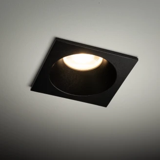 Spotlight Uno <strong>Aero</strong>  Svart Matt