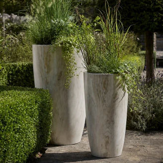 Sett med 2 Krukker <strong>Havlund</strong>  Gråbeige 40x40x74 & 33x33x70 cm