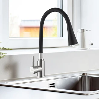 Kjøkkenbatteri <strong>Eterno</strong>  Svart-Inox Matt med fleksibel tut