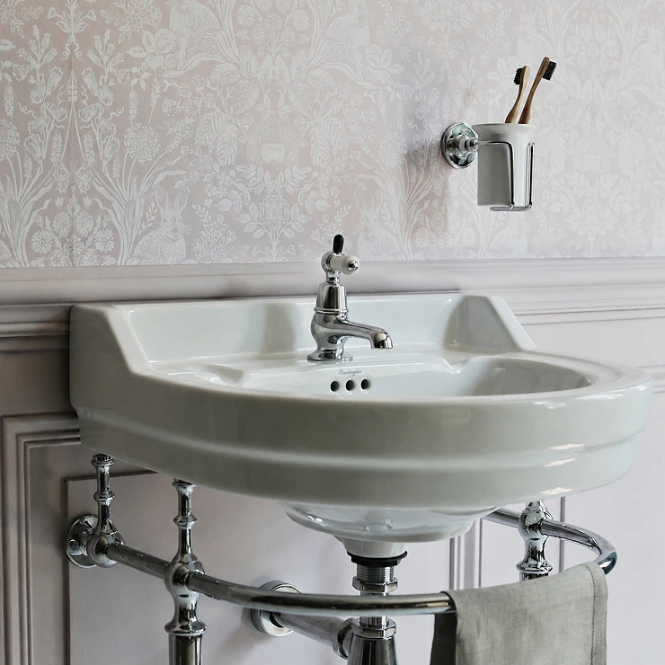 Burlington Servant Edwardian Rund 56 cm Hvit med Kromstativ