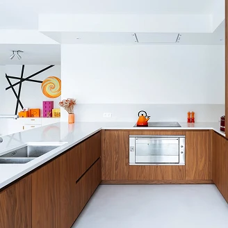 Cosentino Målbestilt Benkeplate Silestone Miami White 17 Polerad, 1.2 cm