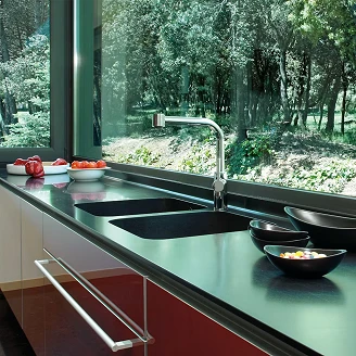 Cosentino Målbestilt Benkeplate Silestone Night Tebas 18 Polerad, 3 cm