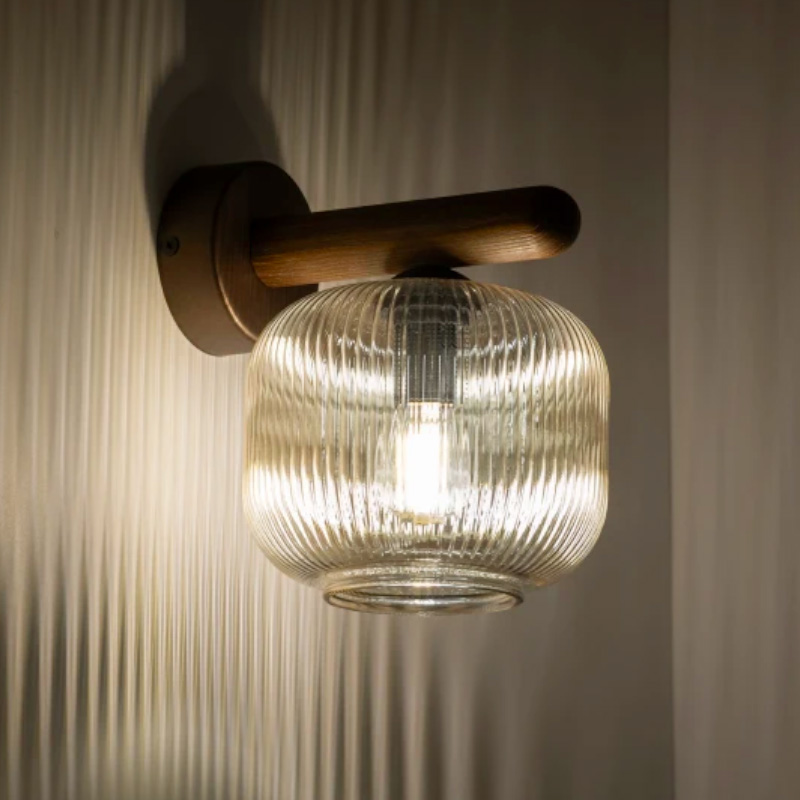 Vägglampa